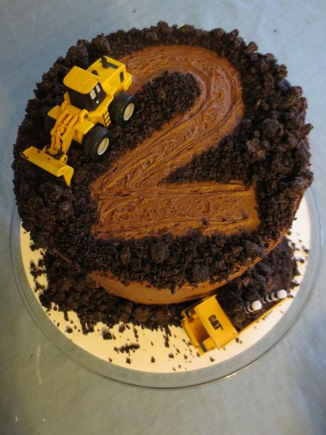 Construction Cake...these are the BEST Cake Ideas! Construction Birthday Cake, Construction Cake, Truck Cakes, Construction Trucks, Construction Birthday Parties, Trucks Birthday Party, A Birthday Cake, Crazy Cakes, Deilig Mat