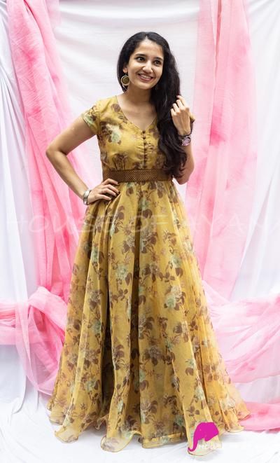 Floral Organza Long Frocks Indian, Organza Long Frock Models, Long Frock Designs For Women, Floral Long Frocks, Long Frocks For Girls, Anarkali Kurtis, Designer Anarkali Dresses, Long Frock Designs, Long Anarkali