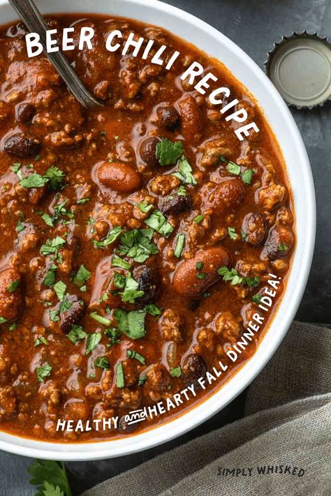 This easy beer chili recipe is made with hearty beef seasoned with a blend of spices and simmered with tomatoes, beans and pumpkin beer. It's perfect for game day meal or a quick weeknight dinner. Either way, you'll love it. Slow Cooker Chili With Beer, Bourbon Chili Recipe Crockpot, Beer Chilli Recipes, Chili Made With Beer, Chili With Beer Recipe, Beer Chili Recipe Crockpot, Pumpkin Beer Chili, Crock Pot Chili Recipes, Chili With Beer