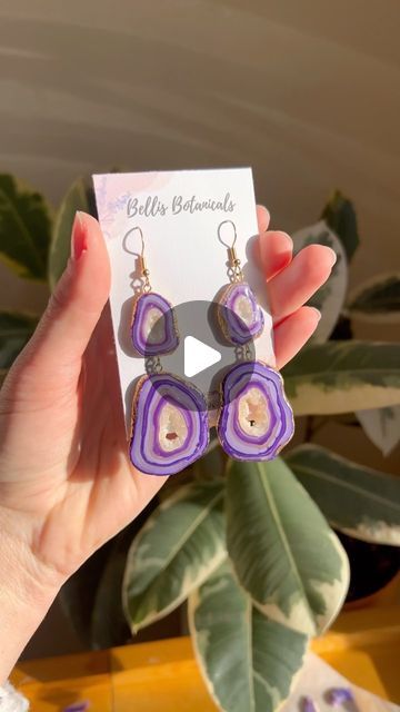 Brianca | Polymer Clay & Resin Artist on Instagram: "Finally tried out polymer clay geodes! This took so many layers but I love it. What colors would you want to see? #polymerclayearrings #polymerclaygeode #geode #jewelry #shopsmall #handmade" Geode Clay Earrings, Polymer Clay Geode, Geode Polymer Clay, Resin Artist, Polymer Clay Resin, Geode Jewelry, Clay Stuff, Marbling, Artist On Instagram