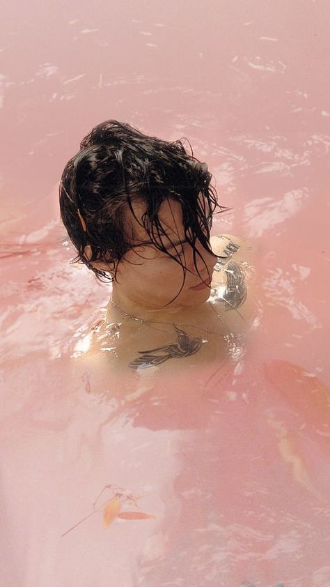 Peach Aesthetic, Harry Styles, Water, Pink