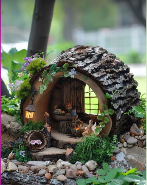 Outdoor Fairy Garden Ideas, Small Fairy House, Tree Stump House, Stump House, Magical Backyard, Outdoor Fairy Garden, Kids Fairy Garden, Fairy Garden Gnomes, Fairy Tree Houses