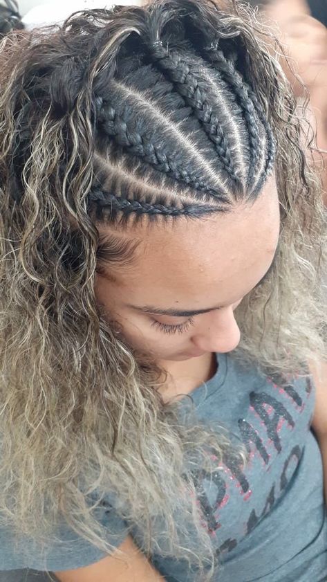 Hairstyle Ideas Easy, Feed In Braids Hairstyles, Cute Braided Hairstyles, Trendy Hairstyle, Cool Braid Hairstyles, Easy Hairstyle, Hair Stylies, Natural Hair Braids, Cornrow Hairstyles