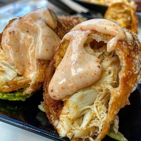 YouGottaEatThis! on Instagram: “Crab 🦀 cake egg rolls. I’m definitely having this for lunch 🍴📷 @eatmorebaltimore #yougottaeatthis” Soft Buns Recipe, Cajun Lasagna, Crab Eggs, Egg Roll Ingredients, Pescatarian Meals, Crab Cake, Egg Roll Wrappers, Egg Roll Recipes, Crab Recipes