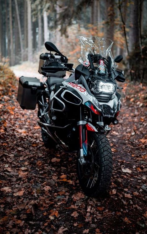 Awesome BMW R 1200 GS | Motos de rua, F1200 bmw, Imagens de moto Bmw 1250 Gs Adventure Wallpaper, Bmw 1250 Gs, Bmw Gs 1200 Adventure, Gs 1200 Bmw, Bmw Motorcycle Adventure, Adventure Motorcycle Gear, Bmw Adventure Bike, Adventure Bike Motorcycles, Tmax Yamaha