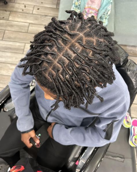 1️⃣ST Retwist on These Locs 😍 ……100 ct Come #KeepItCoco 👑 - - #ImperialTressesLLC #CocoTheeColddess #columbusohio #ohiostylist #columbusbraider #hairstylist #inspo #trending #explorepage #braider #instagood #foryou #explore #viral #fyp #foryoupage #beforeandafter #locs #retwist #locstyles #locjourney #starterlocs #loctician #menlocs Starter Locs Men, Locs Retwist, Locs Men, Starter Locs, Hair Idea, Middle Part, Loc Styles, Middle Parts, Columbus Ohio