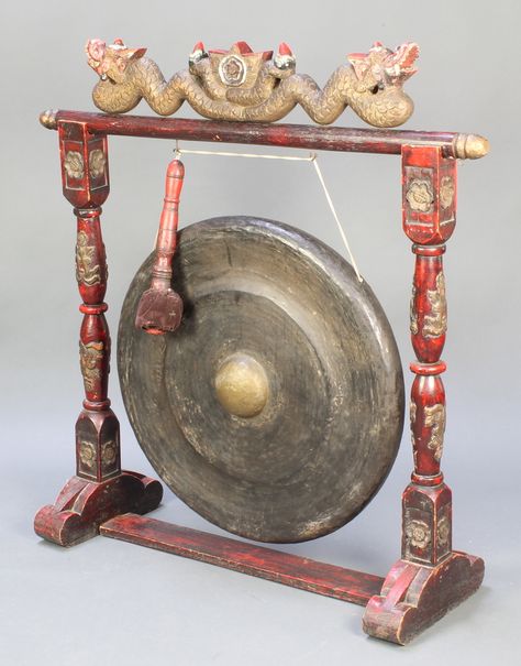 Chinese Gong Bell, Alat Musik Gong, Alat Muzik Tradisional Malaysia, Chinese Drum, Musik Tradisional, Baby Siting, Charades Game, Guitar Images, Japanese Tea House