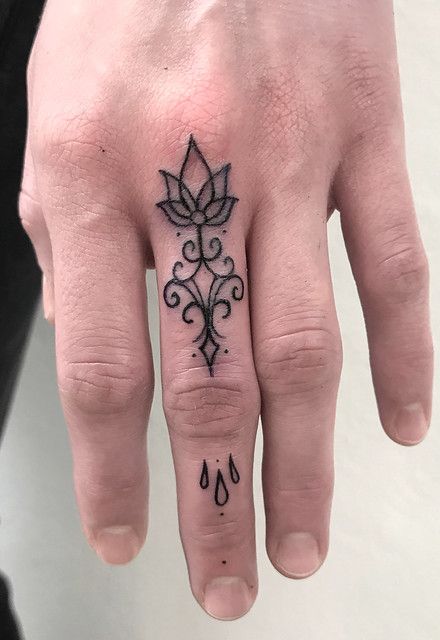 Lotus Finger Tattoo, Flower Finger Tattoos, Girl Finger Tattoos, Ornamental Flower, Toe Tattoos, Small Finger Tattoos, Finger Tattoo For Women, Finger Tats, Hand And Finger Tattoos