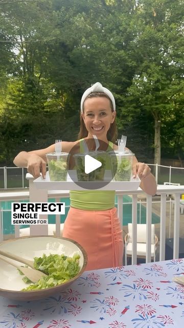 Shannon Doherty on Instagram: "GENIUS SUMMER PARTY SALAD HACK!! 🥗 THE ONLY WAY to serve salad! How smart is this?? SAVE THIS AND SHARE WITH EVERYONE for all your summer bbqs this year!!

How smart is this?? Serve your salads in cups with a fork right in the lid!! Everyone can mix it themselves and  perfect sized single servings! 

LIKE & COMMENT - “links” - for the cups and forks I use!! 

FOLLOW ME @athomewith.shannon for all my favorite mom hacks and tips and tricks to make your life easier!!! #memorialday #memorialdayweekend #summer #summerbbq #bbq #summerparty #partyhacks" Salad In A Cup For Party, Salad Cups For Party, Summer Party Salads, Party Salad, Shannon Doherty, Bbq Hacks, Hacks And Tips, Party Hacks, Dinner Food