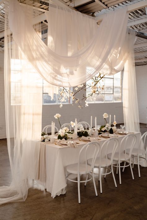 RECEPTION STYLING IDEAS WITH WOW FACTOR – Hello May Draping Wedding, Wedding Table Linens, Indoor Ceremony, Salou, Wedding Mood Board, Wedding Mood, Table Linen, Beautiful Drapes, Deco Table