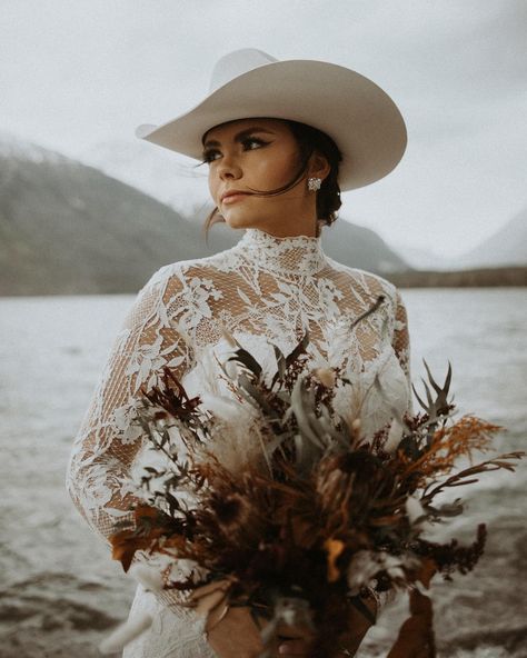 Montana Bride, Western Themed Wedding, January Wedding, Cowboy Wedding, Country Dresses, Dream Wedding Ideas Dresses, Wedding Engagement Photos, Western Wedding, Bridal Shoot