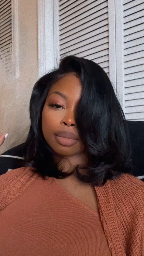 Shoulder Length Bob Hairstyles For Black Women, Old Money Bob Black Women, Professional Bob Hairstyles, Long Bob Natural Hair Black Women, 90s Layered Bob Black Women, Wigs For Round Faces Black Women, Bob Cuts For Round Faces, Voluminous Bob Black Women, Blowout Bob Hair