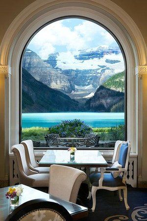 Lake Louise Canada, Fairmont Chateau Lake Louise, Chateau Lake Louise, Luxury Travel Destinations, Destination Voyage, Lake Louise, Banff National Park, Mountain Views, Canada Travel