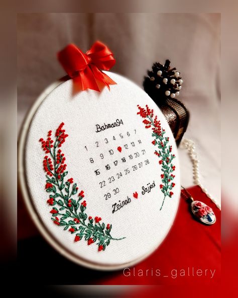 Calendar Hoop Embroidery Pattern, Embroidery Calendar Pattern, Calender Embroidery Patterns, Calender Hoop Embroidery Pattern, Couple Name Embroidery, Embroidery Calendar, Calendar Embroidery, Rumal Design, Diy Embroidery Flowers