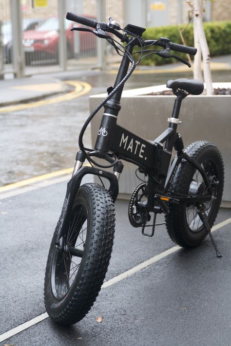 We Took a Ride on the Mate X Europe's Most Crowdfunded Electric Bike Ever Eletric Bike, Electric Bikes For Sale, Electric Bike Diy, Electric Cycle, Modern Bicycle, Electric Bike Bicycles, Electric Bike Battery, Best Electric Scooter, Best Electric Bikes