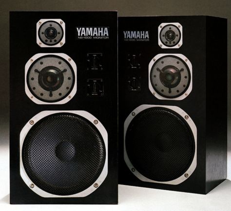 The 8 best vintage speakers for your turntable set-up Best Hifi Speakers, Yamaha Hi Fi, Yamaha Speakers, Yamaha Audio, Modern Speakers, Hifi Turntable, Jbl Speakers, Aigle Royal, Subwoofer Box Design