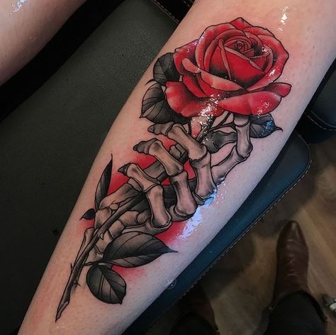 Horror Tattoo Ideas, Tattoo Design For Women, Tattoo Eyebrows, Skull Rose Tattoos, Rose Tattoos For Women, Tattoos For Women Half Sleeve, Tattoo Sleeves, Jesus Tattoo, Skeleton Hand Tattoo