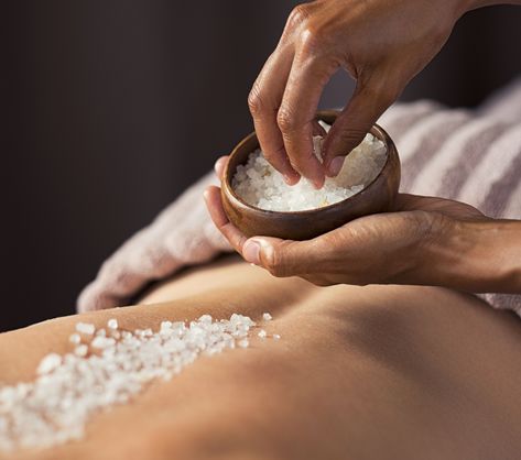 This is one of THE BEST ways to get the glow back to your skin! Our Detoxifying Sea Salt Back Scrub starts by exfoliating the back with our organic salt scrub; the scrub is then activated and removed with a heated steam towel, and the final step is applying an Agave Nectar Oil to hydrate the skin.  For more information, and to book your next appointment, call 512.873.0999, or book online. Diy Spa Recipes, Natural Medicines, Spa Recipes, Best Body Scrub, Corps Idéal, Spa Box, Coffee Body Scrub, Body To Body, Health Spa