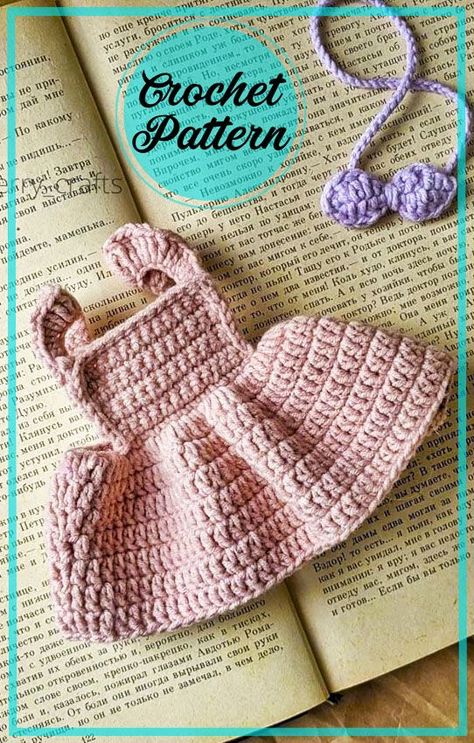 Crochet Doll Clothes Free Pattern, Crochet Doll Clothes Patterns, Knitting Dolls Clothes, Crochet Doll Dress, Crochet Baby Toys, Crochet Girls, Crochet Doll Clothes, Crochet Doll Pattern, Free Crochet Patterns