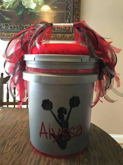 Cheer Buckets Seats, Cheer Buckets Ideas Cheerleading, Cheer Buckets Ideas, Bucket Decorating Ideas, Senior Baskets, Cheer Snacks, Cheer Buckets, Bucket Decor, Team Photoshoot