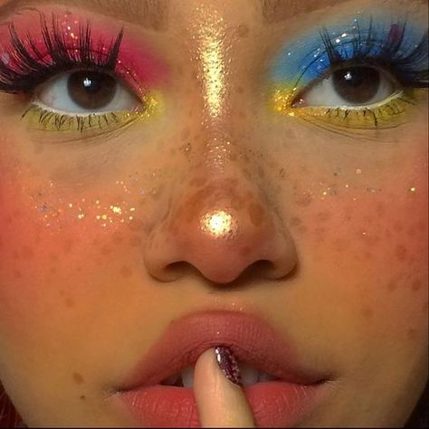 Kidcore Makeup, Funky Makeup, Cute Eye Makeup, Indie Makeup, Bright Makeup, Pride Makeup, Graphic Makeup, Swag Makeup, Dope Makeup