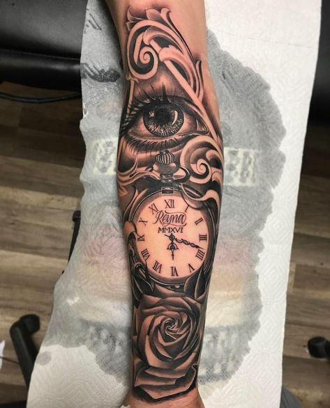 Clock Tattoo - Tattoo Insider Tato Ikan Koi, Arm Sleeve Tattoos For Women, Tato Jari, Forearm Sleeve Tattoos, Jesus Tattoo, Religious Tattoos, Geniale Tattoos, Watch Tattoos, Sleeve Ideas