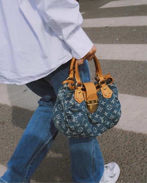 high quality Denim mini luxury bag … curated on LTK Clothing Inspo Aesthetic, Louis Vuitton Denim Bag, Fashion Model Runway, Dior Jewellery, Vintage Louis Vuitton Handbags, Burberry Fashion, Statement Fashion Pieces, Louis Vuitton Denim, Vintage Designer Handbags