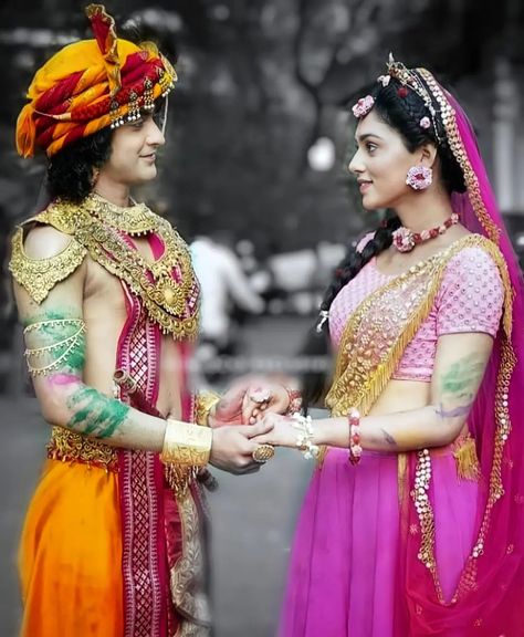 Radha Rani Wallpaper Full Hd, Mallika Singh Instagram, Sumedh Mudgalkar Instagram, Radhakrishn Serial, Radha Krishna Holi, Bear Drawings, Ganesh Lord, Holi Photo, Radhe Krishna Wallpapers