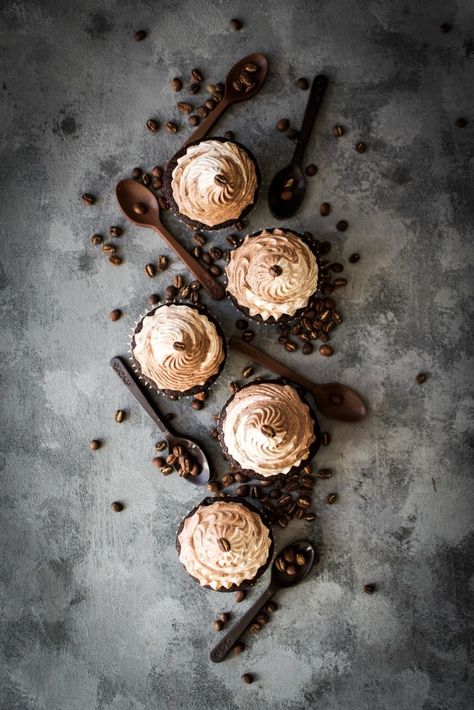 12 Mind-Blowing Ways To Put Coffee In Everything Cupcakes Photography, Espresso Buttercream, Food Photography Cake, Cupcake Photography, Weight Watcher Desserts, Food Photography Dessert, Dark Chocolate Cupcakes, Baking Photography, Ideas Cupcakes