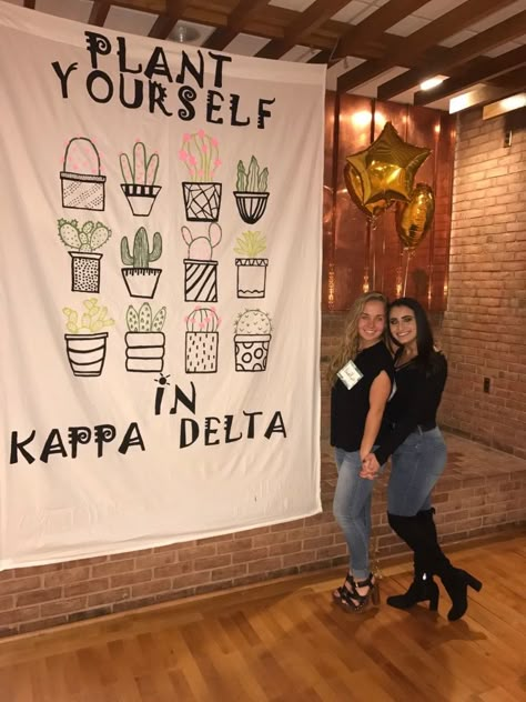 Sorority recruitment- KD fall open house Rush Events Sorority Ideas, Fall Recruitment Themes, Sorority Open House Themes, Recruitment Themes Business, Sorority Rush Themes Fall, Cob Recruitment Ideas, Informal Recruitment Events, Cob Events Sorority Ideas, Cob Ideas Recruitment