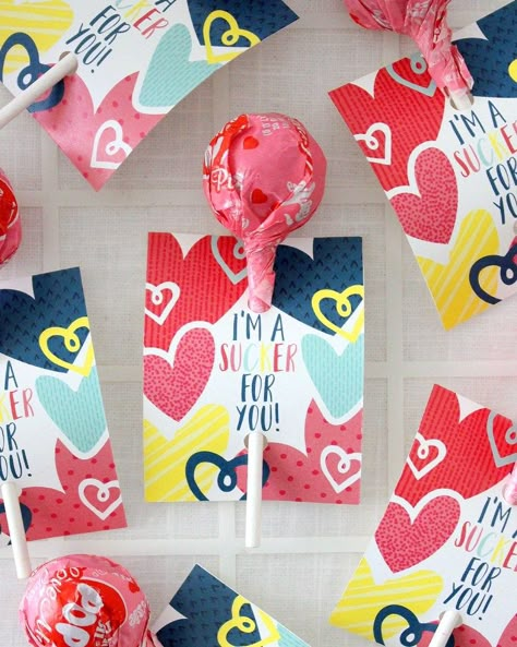 Dum Dum Valentines Printable, Lollipop Valentine Printable Free, Valentines With Suckers, Im A Sucker For You Free Printable, I’m A Sucker For You Valentine, Valentine Sucker Ideas, Dum Dum Valentines For Kids, Sucker Valentines For Kids, Lollipop Valentines For Kids