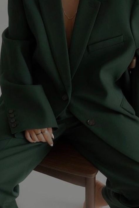 Emerald Green Fashion Aesthetic, Dark Green Clothing Aesthetic, Emerald Green Aesthetic Outfits, Dark Green Fashion Aesthetic, Green Business Aesthetic, Dark Green Clothes Aesthetic, Emerald Green Outfit Aesthetic, Dark Green Aesthetic Outfit, Dark Green Outfit Aesthetic