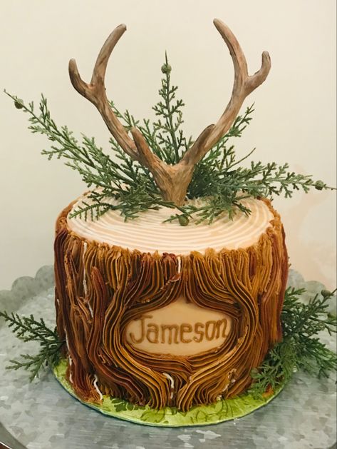 Deer Hunter Grooms Cake, Hunting Birthday Cakes For Men Deer, Hunter Cake Ideas Birthday, Hunting Cakes For Men Birthdays, Grooms Hunting Cake Ideas, Deer Sheet Cake, Hunting Theme Grooms Cake, Buck Birthday Cake, Deer Cookie Cake