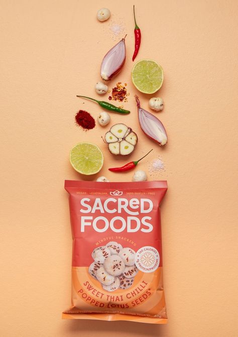 Healthy Snack Brands, Snacks Packaging, Interesting Packaging, Chip Packaging, Packaging Snack, Product Advertising, Snack Brands, Creative Package Design, Food Ad