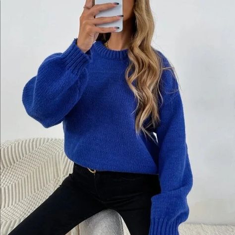 Blue Jumper Outfit, Blue Sweater Outfit, Jumper Outfits, Royal Blue Outfits, Dark Blue Sweater, Summer Night Outfit, Royal Blue Sweater, Pullovers Outfit, Jumper Outfit