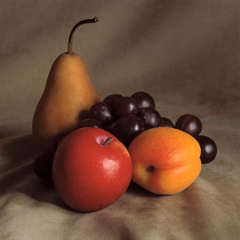 Still-Life-with-Fruit-I www.amylamb.com Still Life Photography Fruit, Fruit Still Life Photography, Fruit Still Life, Still Life Pictures, Life Drawing Reference, Reference Photos For Artists, Fruits Drawing, Hijau Mint, Fruits Photos