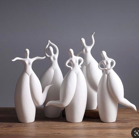 Dancer Statue, Cerámica Ideas, Clay Art Projects, Gifts For Art Lovers, Contemporary Ceramics, Ceramic Sculpture, Clay Art, Clay Crafts, Ceramic Art