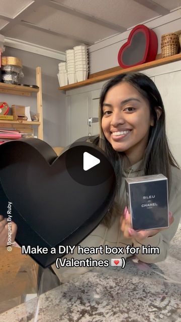 Bouquets By Ruby Houston💖 on Instagram: "1.2 Million on Tik Tok in just 1 day <3 💙 Valentines DIY gift for men ** I don’t provide cologne!!**" Diy Mens Bouquet, Men’s Valentines Bouquet, Diy Men Gift Baskets, Gift Box For Men Diy, Men’s Valentines Gifts Diy, Diy Surprise Box Gift Ideas Boyfriend, Cologne Gift Ideas Boyfriends, Gift Boxes For Men Diy, Men Bouquet Ideas