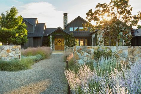 Prairie Leisure — Lucas & Lucas Bocce Court, Russian Sage, Prairie Garden, Gravel Path, Farmhouse Landscaping, Wall Seating, Modern Farmhouse Exterior, Home Exterior, Outdoor Retreat