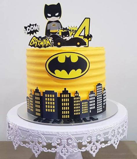 13 Stunning Batman Cake Ideas For Beginner And Pro Bakers. - The Perfect Cake Idea Batman Cake Buttercream, 4 Birthday Cake Boy, Batman Birthday Cake Ideas, Cake Designs Birthday For Boys, Batman Cakes For Boys, 4th Birthday Cake Boy, Cakes For Boys Birthday, Baby Boy Cake Ideas, Birthday Cake For Baby Boy