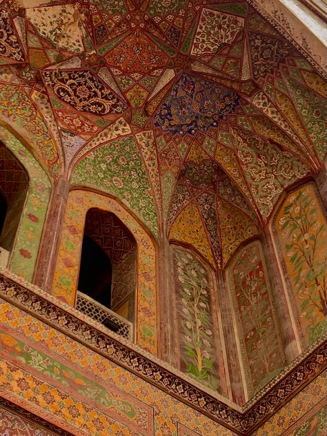 South Asia Architecture, Far East Aesthetic, South Asian Culture Aesthetic, South Asia Aesthetic, Ancient India Aesthetic, Ancient Asian Aesthetic, Pakistani Culture Aesthetic, South Asian Architecture, Desi Architecture