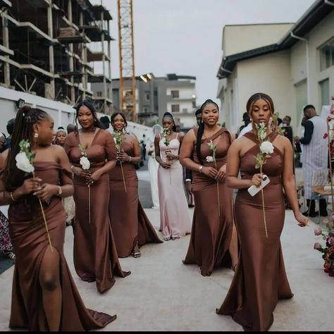 bridesmaid in brown different style dresses Brown Wedding Theme Bridesmaid Dress, Bridesmaids Dress Black Women, Bronze Brown Bridesmaid Dresses, Brown Bridesmaid Dresses Black Women, Coffee Brown Wedding Theme, Bridesmaid Brown Dresses, Brown And Green Wedding Theme, Chocolate Brown Wedding Theme, Dark Brown Bridesmaid Dresses