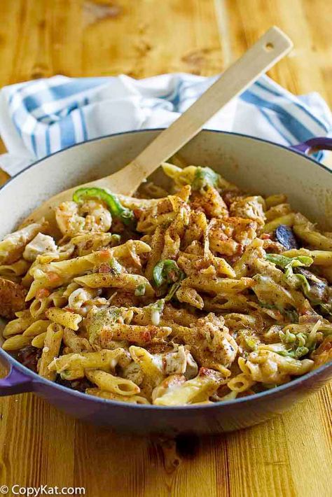 Cheddar's Cajun Pasta, Cheddars New Orleans Cajun Pasta, New Orleans Pasta Recipe, New Orleans Pasta From Cheddars, Cheddars New Orleans Pasta, Spicy Alfredo Sauce, New Orleans Pasta, Spicy Alfredo, Shrimp And Sausage Pasta