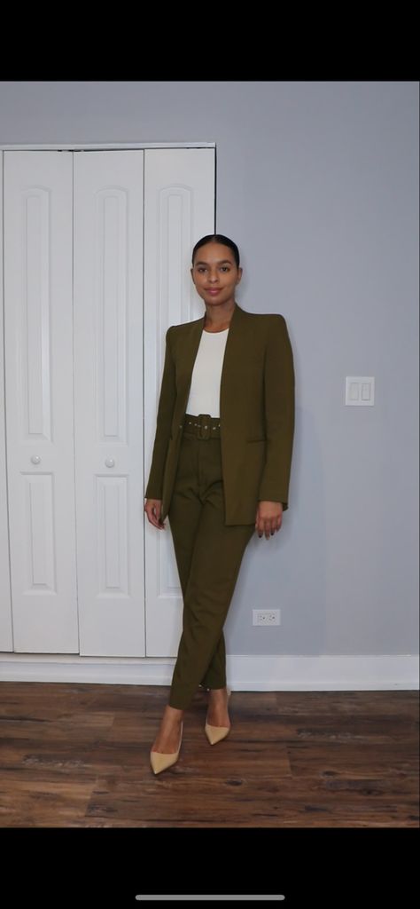 Olive Suit Women, Olive Suit Women Outfit, Olive Green Suit For Women, Olive Green Pants Outfit Work, Olive Pants Outfit For Work, Zara Suits Women, Green Pants Outfit Work, Olive Pants Outfit, Olive Green Pants Outfit