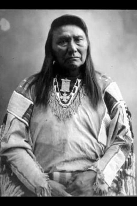 Native American Portraits, Indian Wars, Chief Joseph, Native American Images, Native American Chief, Native American Men, American Photo, Native American Pictures, Native American Photos