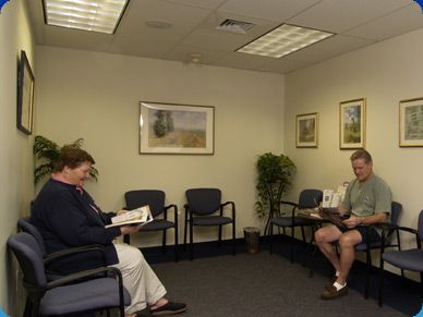 Waiting Room Aesthetic, Receptionist Desk, Interview Rooms, Hospital Waiting Room, Drama Scene, Dog Films, Waiting Room Chairs, Short Play, Stage Set Design