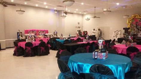 Hip Hop Birthday Party Ideas, 90s Hip Hop Party, Hip Hop Birthday Party, 80s Party Decorations, 90's Hip Hop, 40th Bday Ideas, Hip Hop Birthday, Hip Hop Party, 90s Party