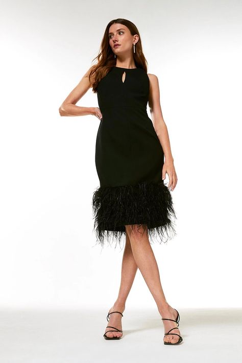 Feather Black Dress Outfit, Feather Black Dress, Black Feather Dress, Faux Feathers, Pencil Dresses, Black Pencil Dress, Nye Dress, Pencil Silhouette, Tassel Dress