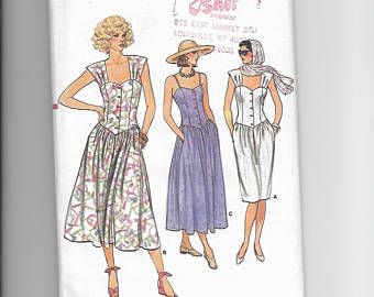 Retro dress pattern | Etsy Princess Bodice, Retro Dress Pattern, Sundress Sewing Patterns, Fashion 1990s, Sundress Pattern, Sewing Challenge, Basque Waist, Modern Sewing Patterns, Sixties Fashion