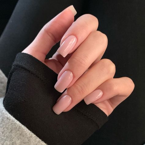 Aesthetic Square Nails, Soft Square Nails, Neutral Square Nails, Square Nails Aesthetic, Pretty Square Nails, Trendy Square Nails, Gel Nails Square, Square Nails Short, Long Square Nails